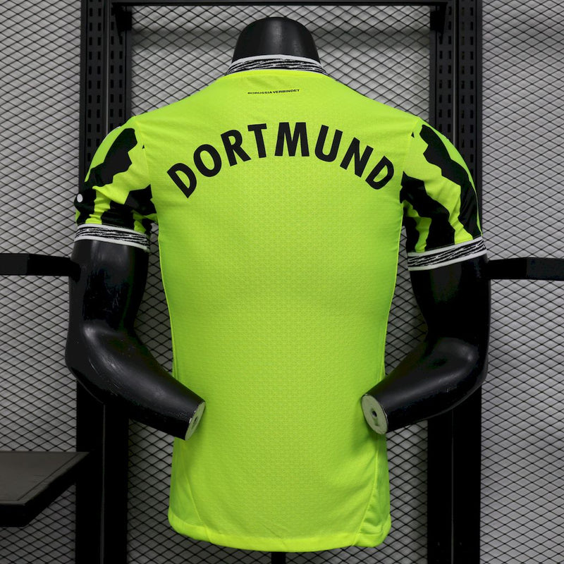 CAMISOLA VERSÃO PLAYER DO BORUSSIA DORTMUND 25/26 VERDE NEON