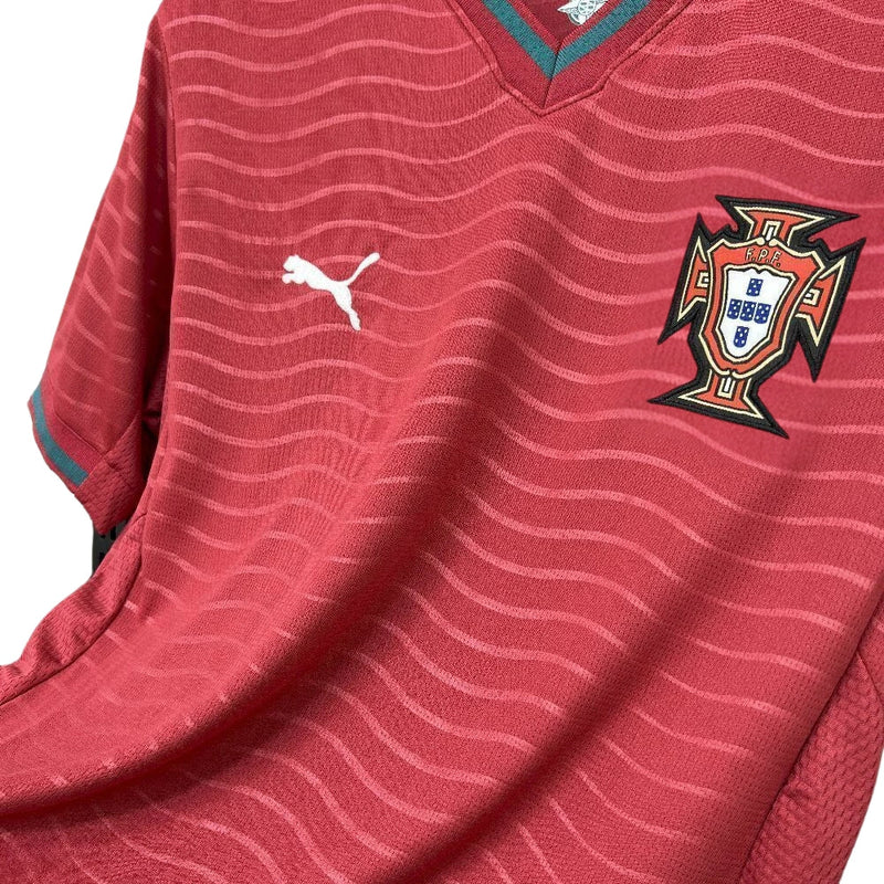 CAMISOLA DA SELEÇÃO DE PORTUGAL 26/27 VERMELHO